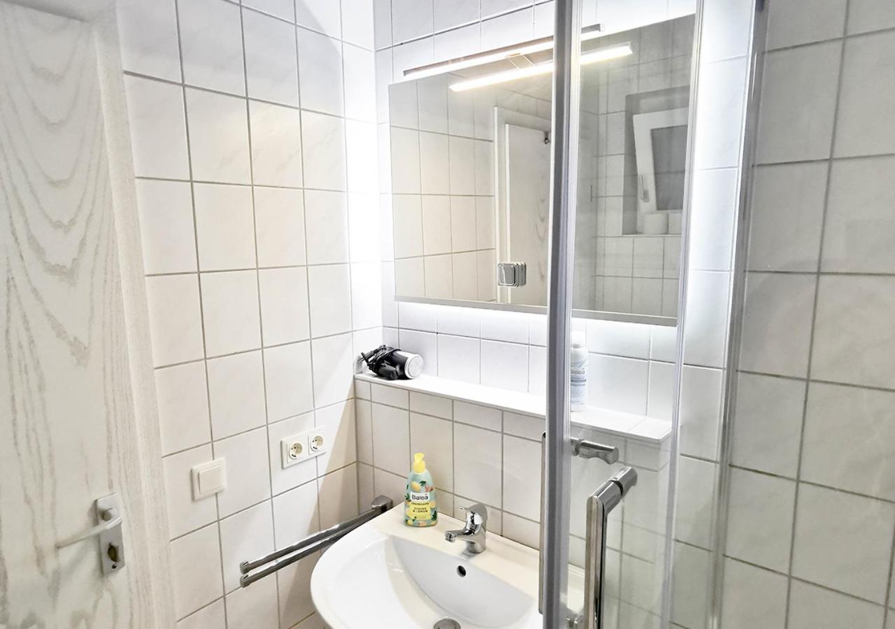 Apartamento Stylish Studio - Close To City Centre - Netflix - Balcony Heidelberg Exterior foto